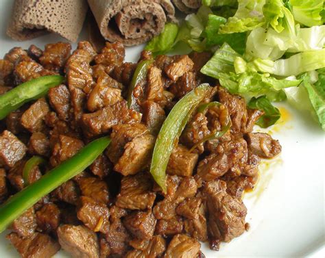  Tibs! A Flavorful Explosion of Spicy Ethiopian Beef Delights